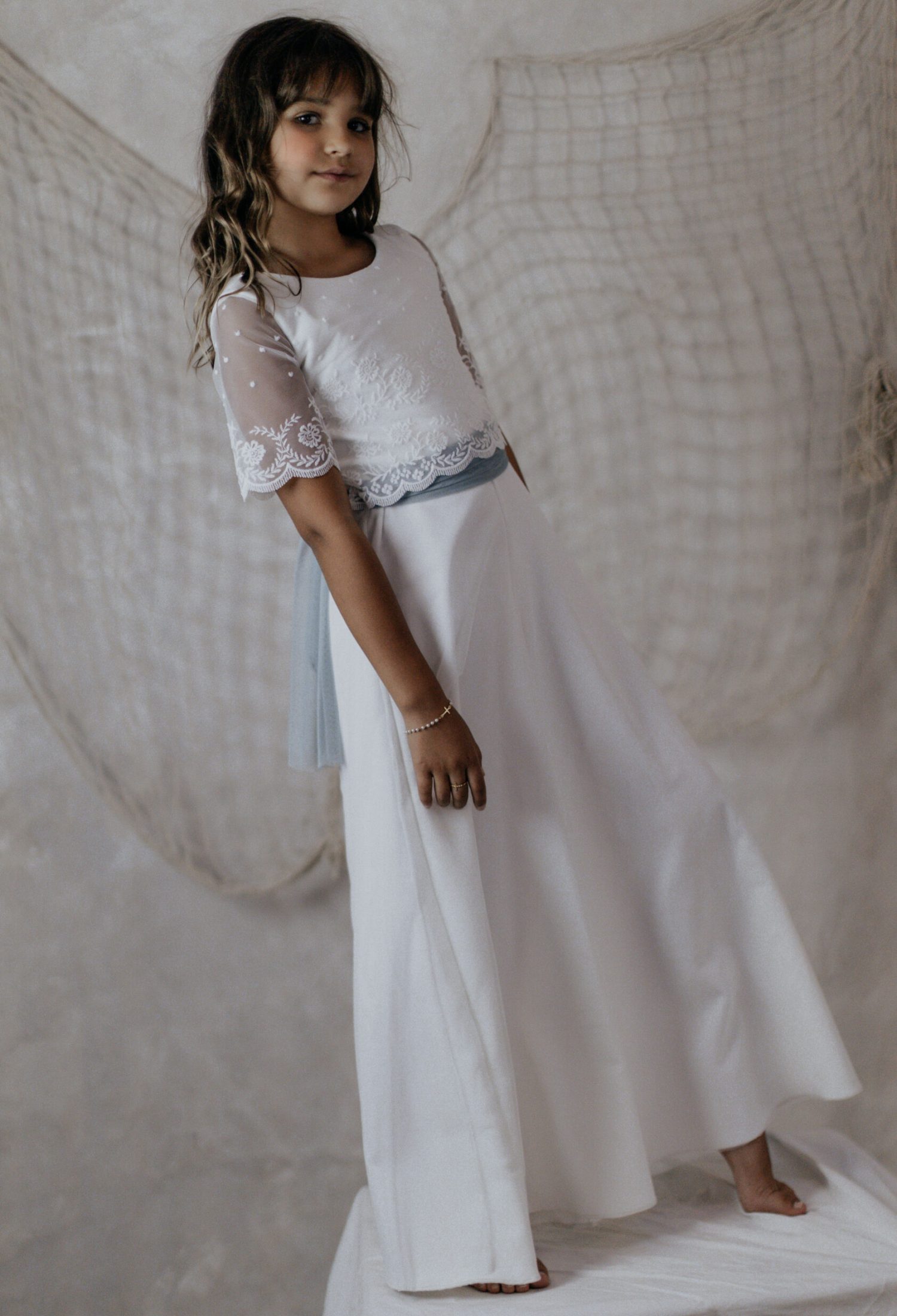 chic-and-chic-mono-comunion-niña-elaya-Salma-5