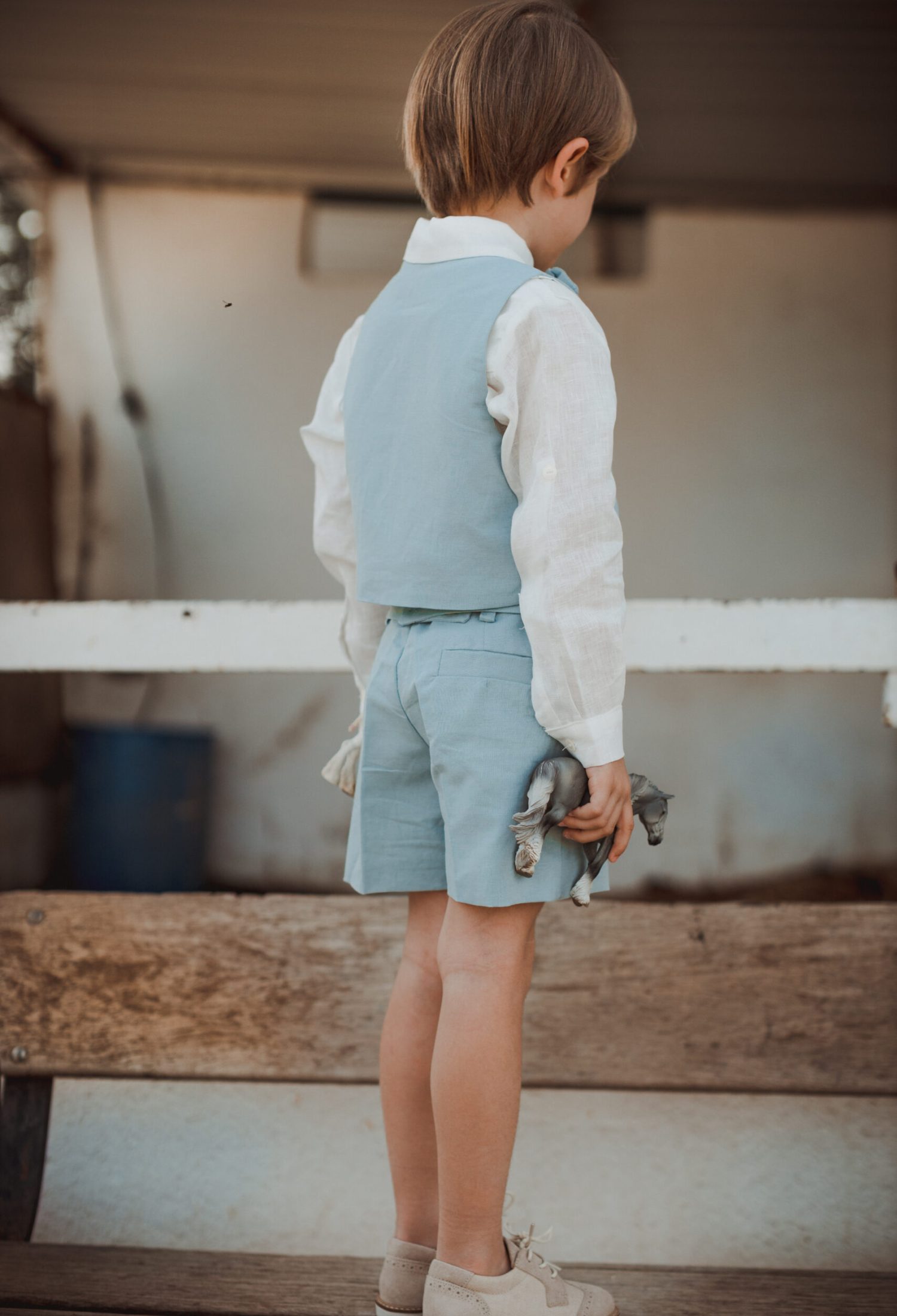 entregar niño azul3