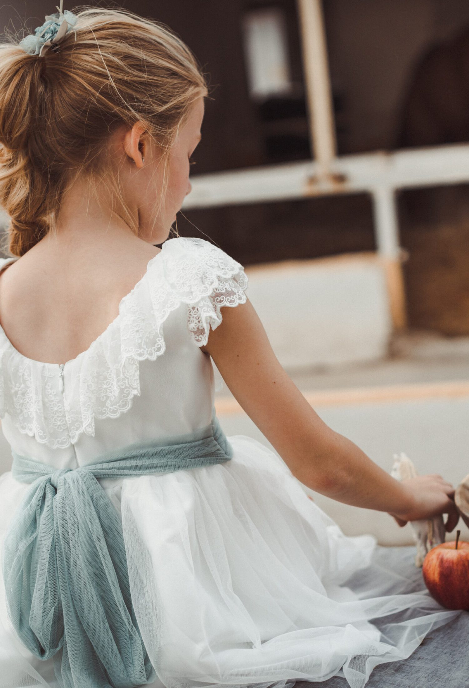 vestido azul y puntillas6